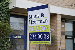 CBS: huizenprijzen iets minder hard gestegen in februari